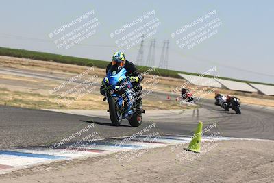 media/Aug-04-2024-TrackDaz (Sun) [[e1ff0814b6]]/Group B/1220pm (Wheelie Bump)/